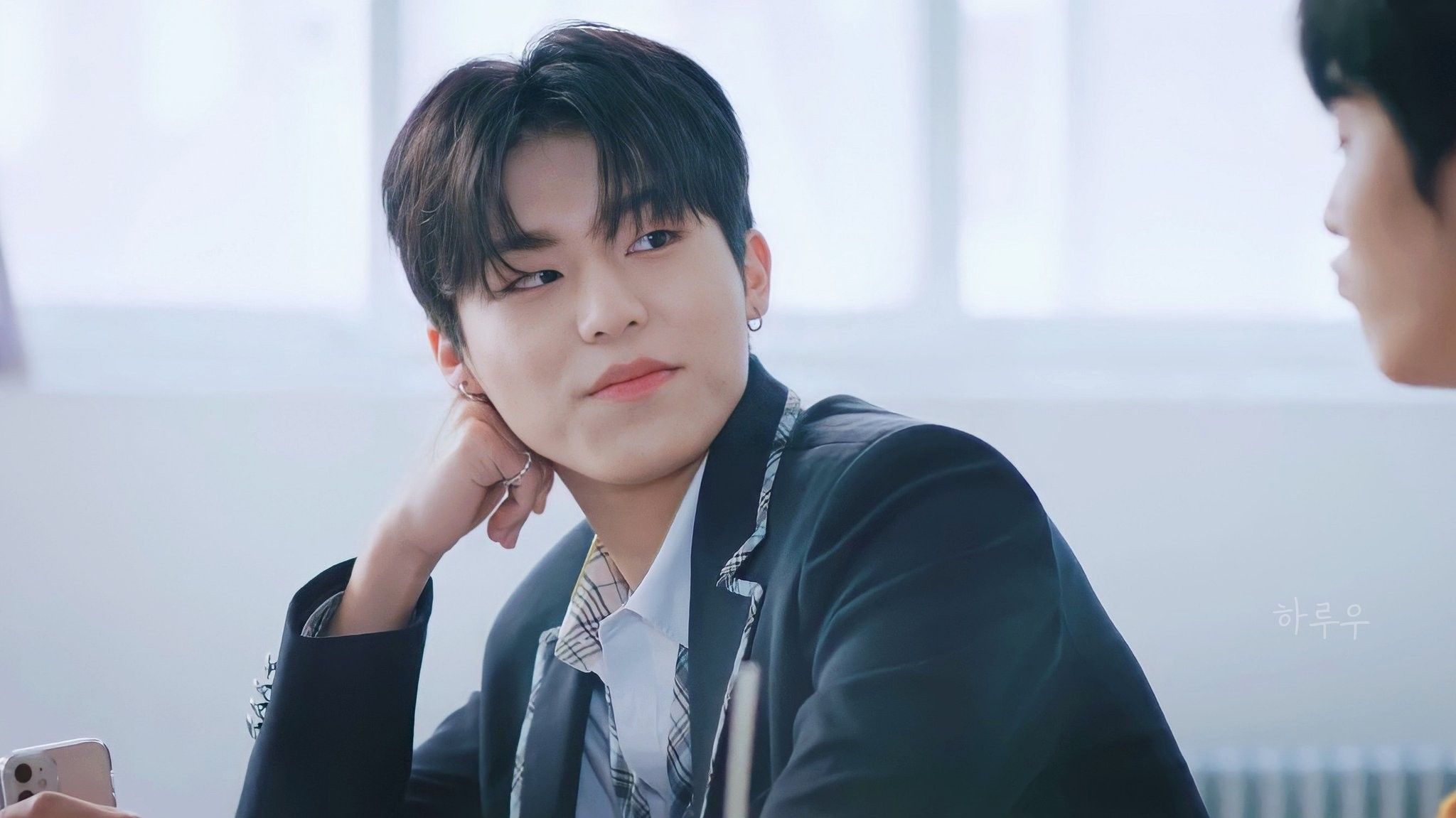 Mengenal Perilaku Bias is Mine yang Bikin Kamu Jadi Posesif sama Idola