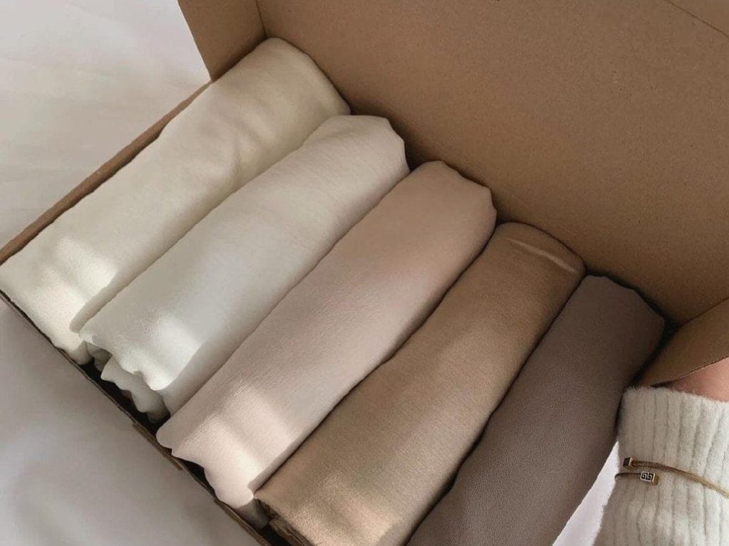 Ide hampers lebaran kerudung hijab