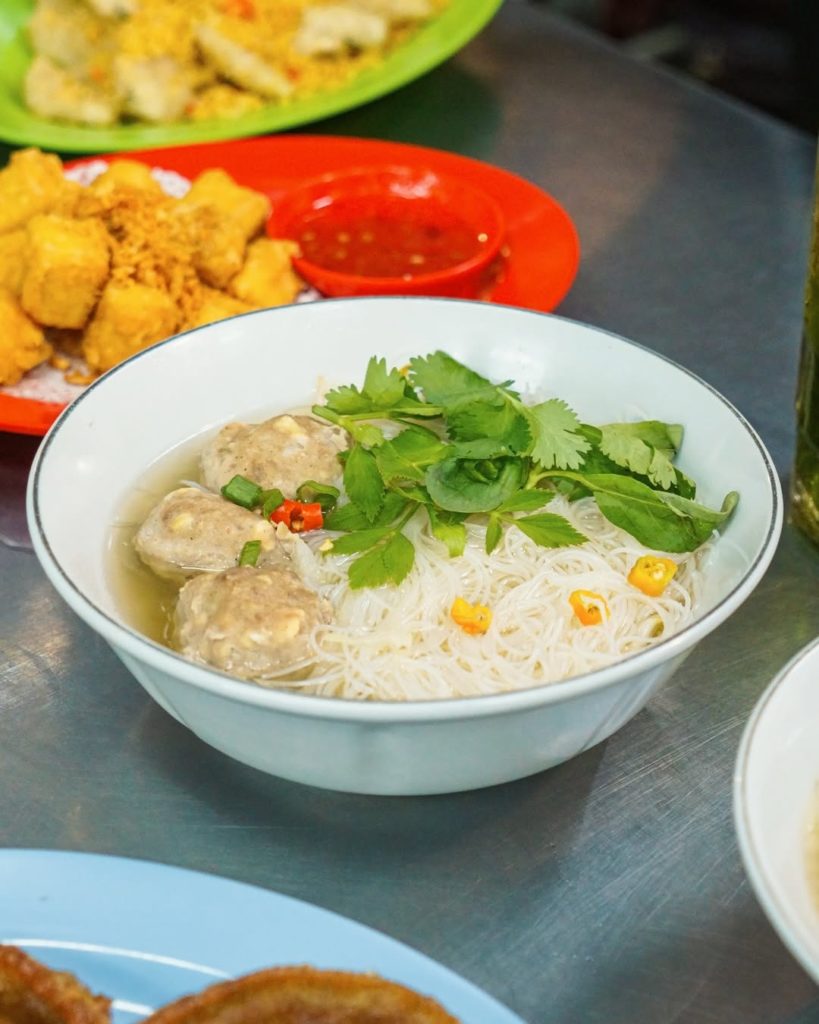 kuliner di cihapit bandung Bakso Bintang Asia