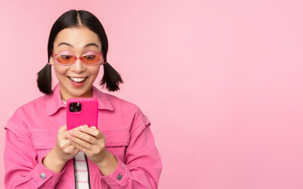 Psikologi Sederhana di Balik Konten "Viral"