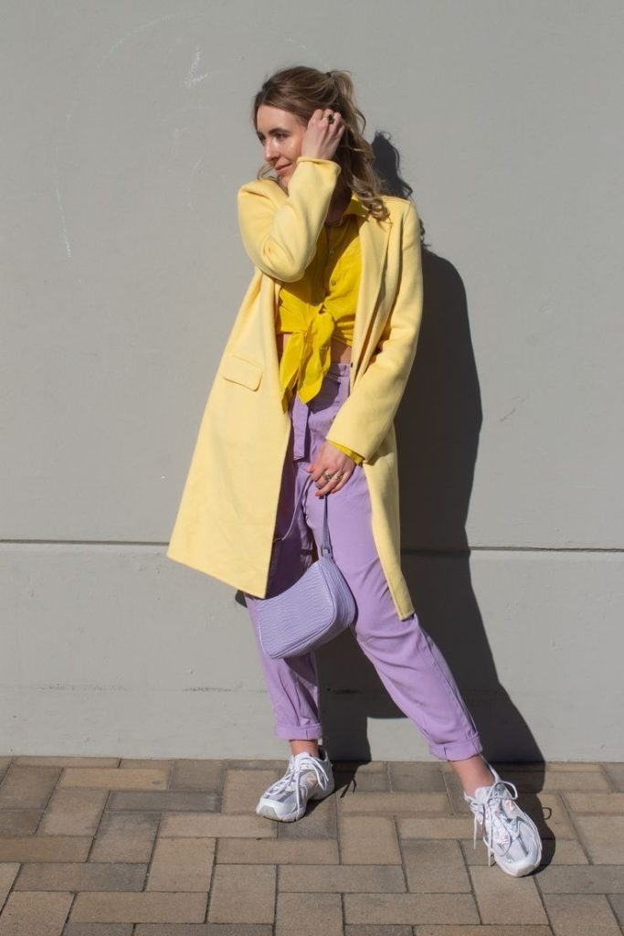 Ide Mix and Match Warna Baju Agar Penampilanmu Makin Stand Out