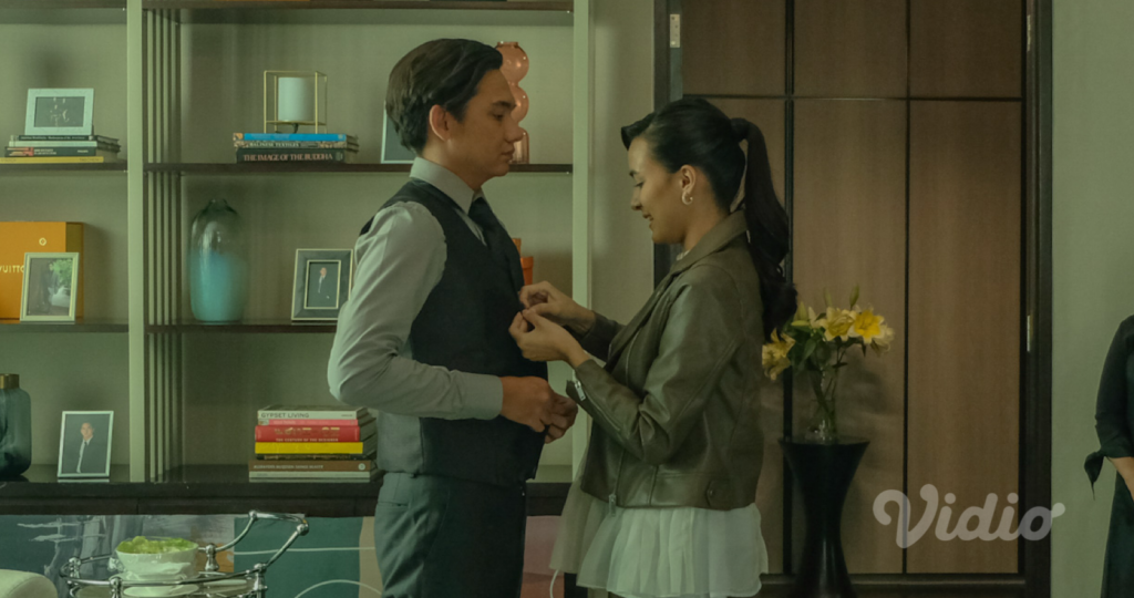 What’s Up with Secretary Kim?