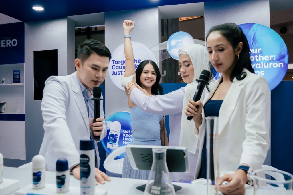 Bye-bye Ketiak Gelap dan Iritasi! NIVEA Derma Control Hadir untuk Rawat Ketiakmu Seperti Skincare Wajah
