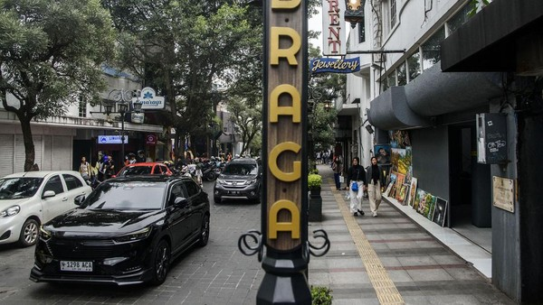 Braga Wisata dekat stasiun Bandung