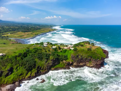 tebing puncahk guha wisata di garut