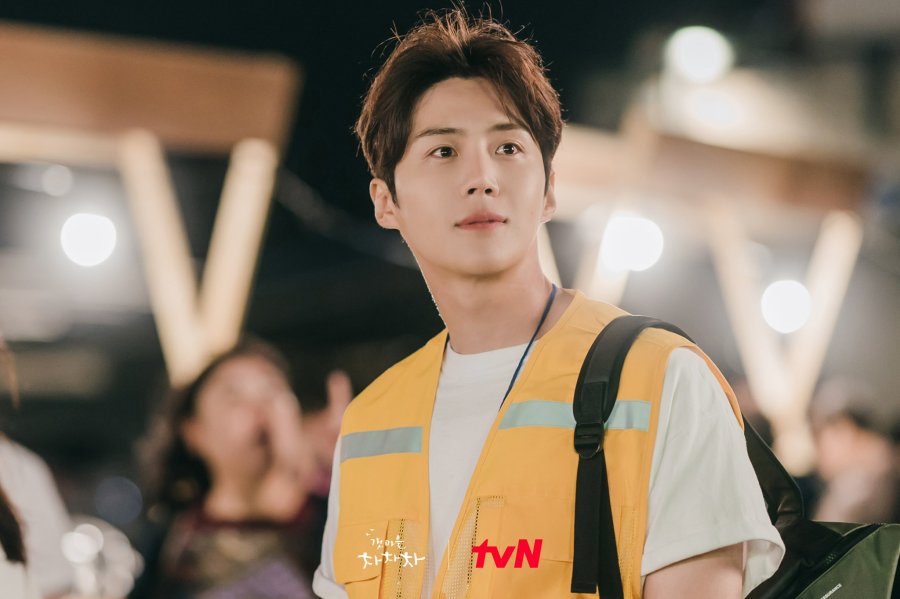 Dari Rookie hingga Bintang Besar, Ini Transformasi Kim Seon Ho di Dunia Drama Korea