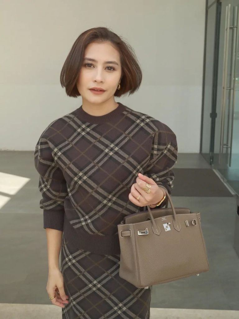 Awal Karier di Dunia Hiburan