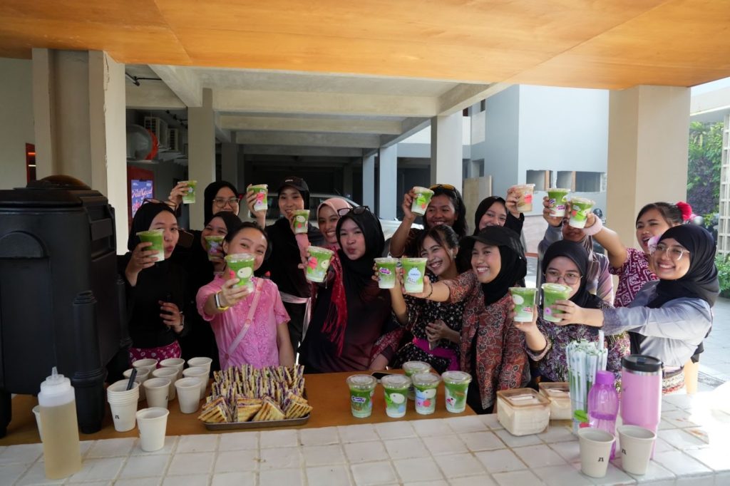 Approved by Gaby: Dari Lari Pagi Sampai WFC, NAOU Jadi Kafe Andalan di Senopati