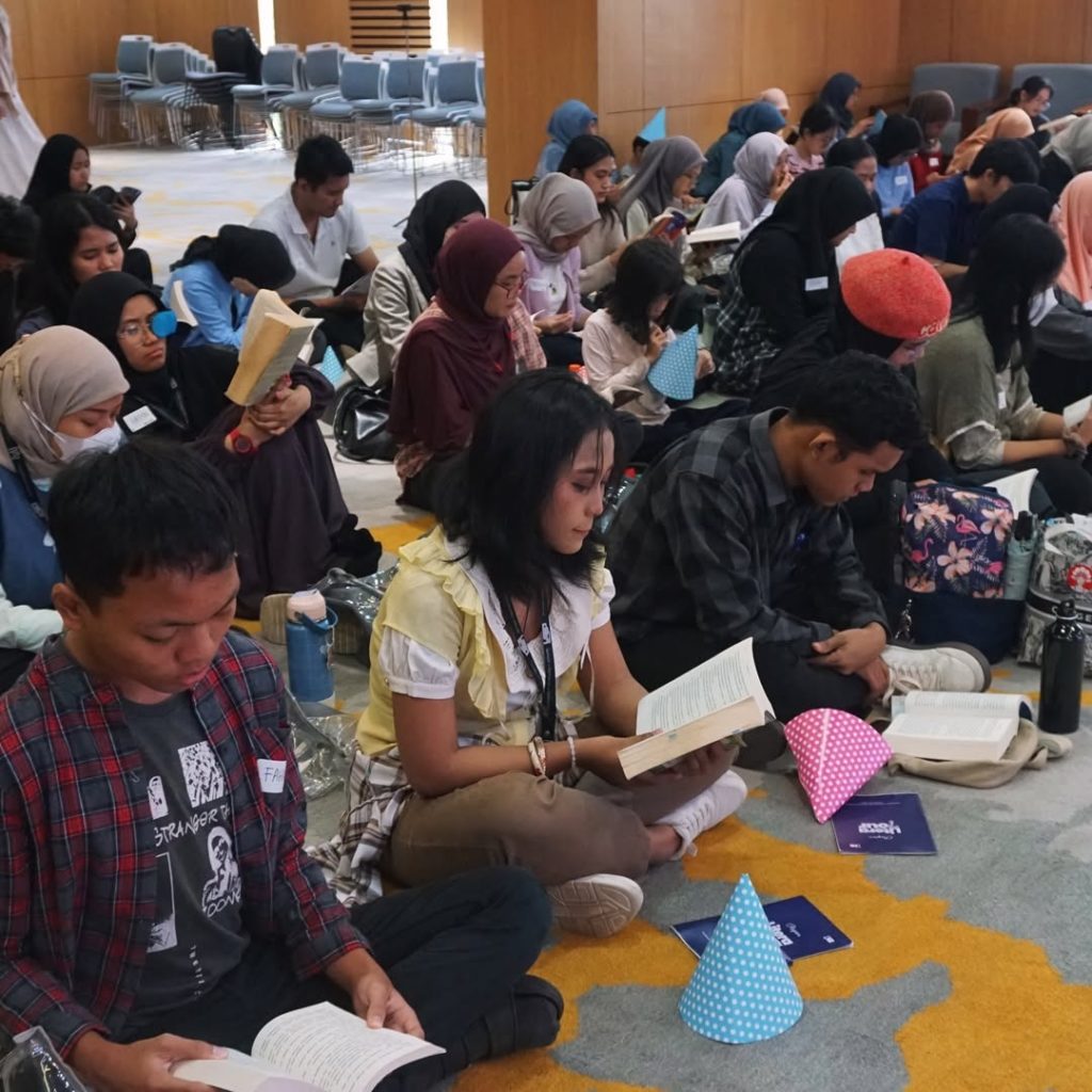 Komunitas penggemar Buku