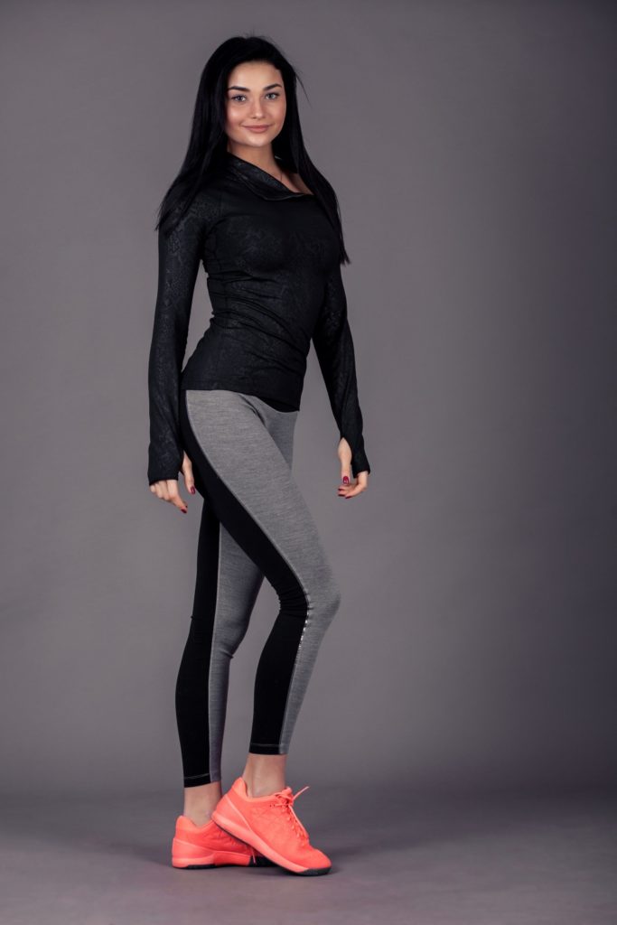 Long Sleeve + Legging (Untuk Cuaca Adem)