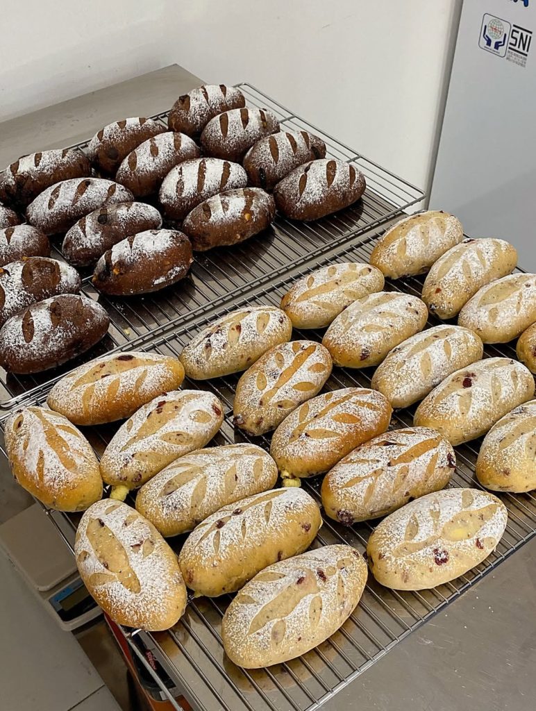 Toko Roti Sourdough di Bogor Dobites Kitchen