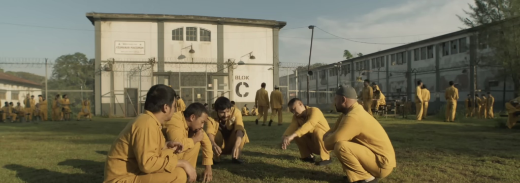 Review Film Ghost in the Cell