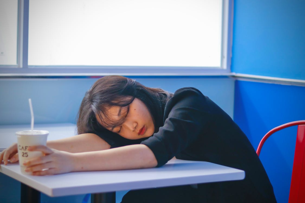 Apa Itu Overstimulated?