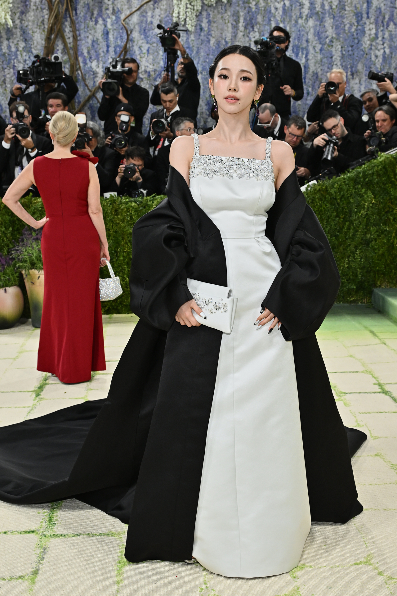 6 Idol K-Pop yang Hadiri Met Gala 2026