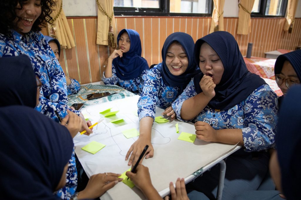 Target Jangkau Ratusan Ribu Remaja Perempuan di Indonesia
