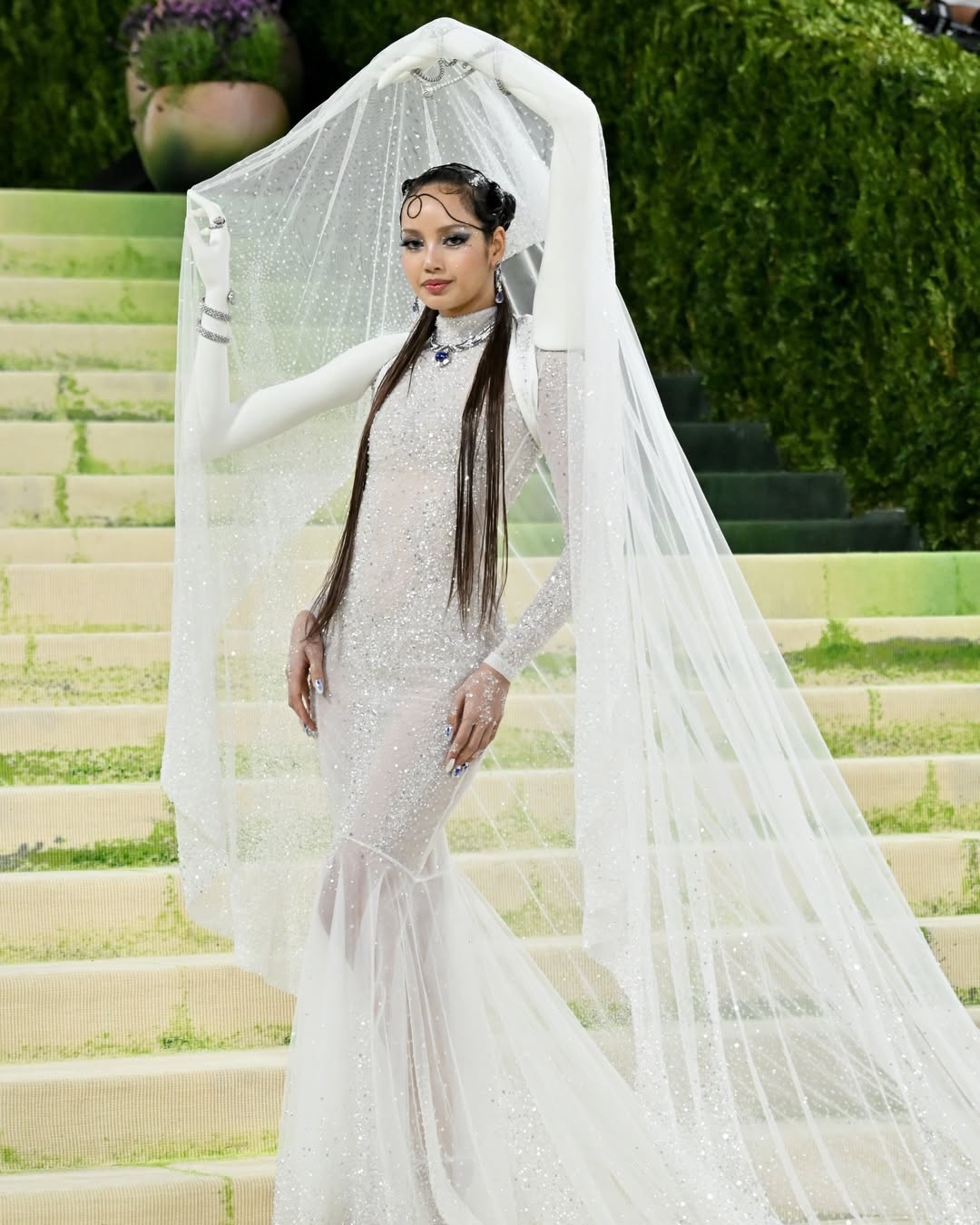 6 Idol K-Pop yang Hadiri Met Gala 2026