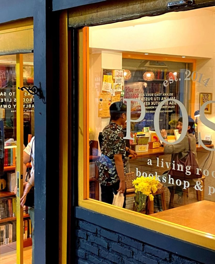 Toko Buku Import POST Bookshop