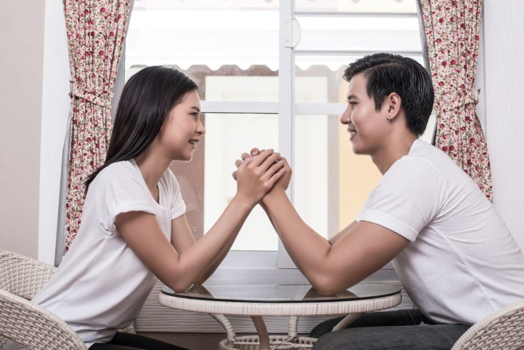 Karakter Gemini dalam Hubungan Percintaan