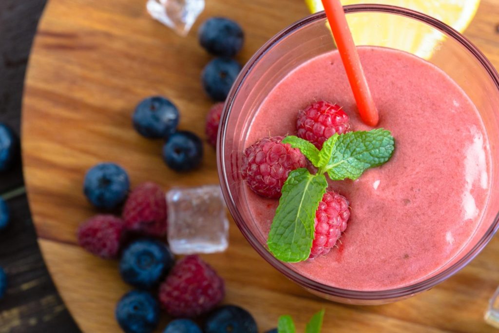 Smoothie Berry yang Kaya Antioksidan
