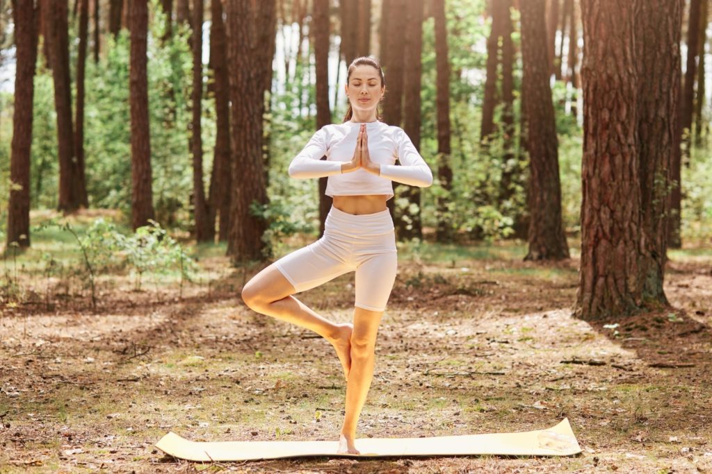 Tree Pose (Vrksasana), Melatih Keseimbangan Tubuh