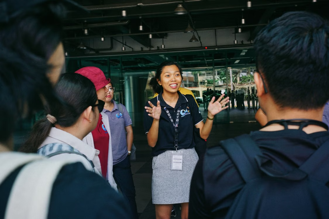 Tour Guide