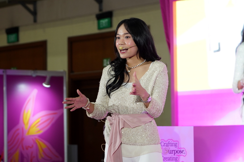 Enggak Harus Ekstrovert, Ini 6 Cara Jadi Jago Public Speaking untuk Kamu yang Pemalu