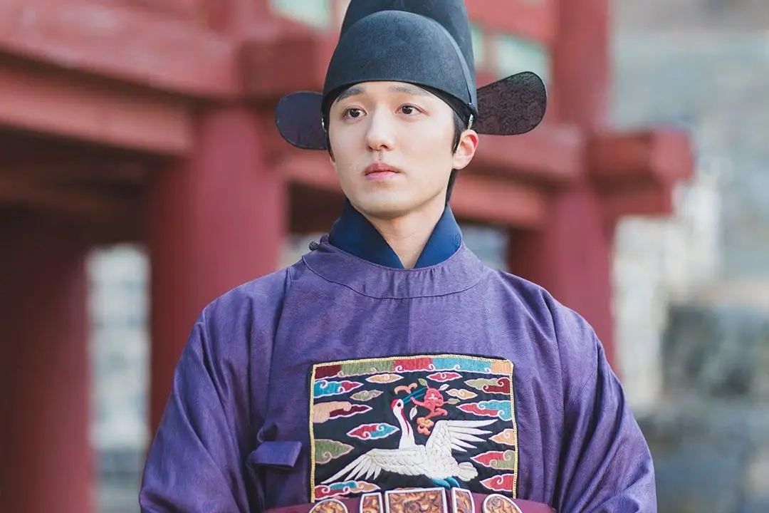 the scandal Chani sebagai Kwon In Ho