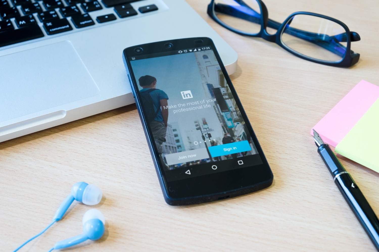 Kenapa Perlu Chat HR di LinkedIn saat Cari Kerja?