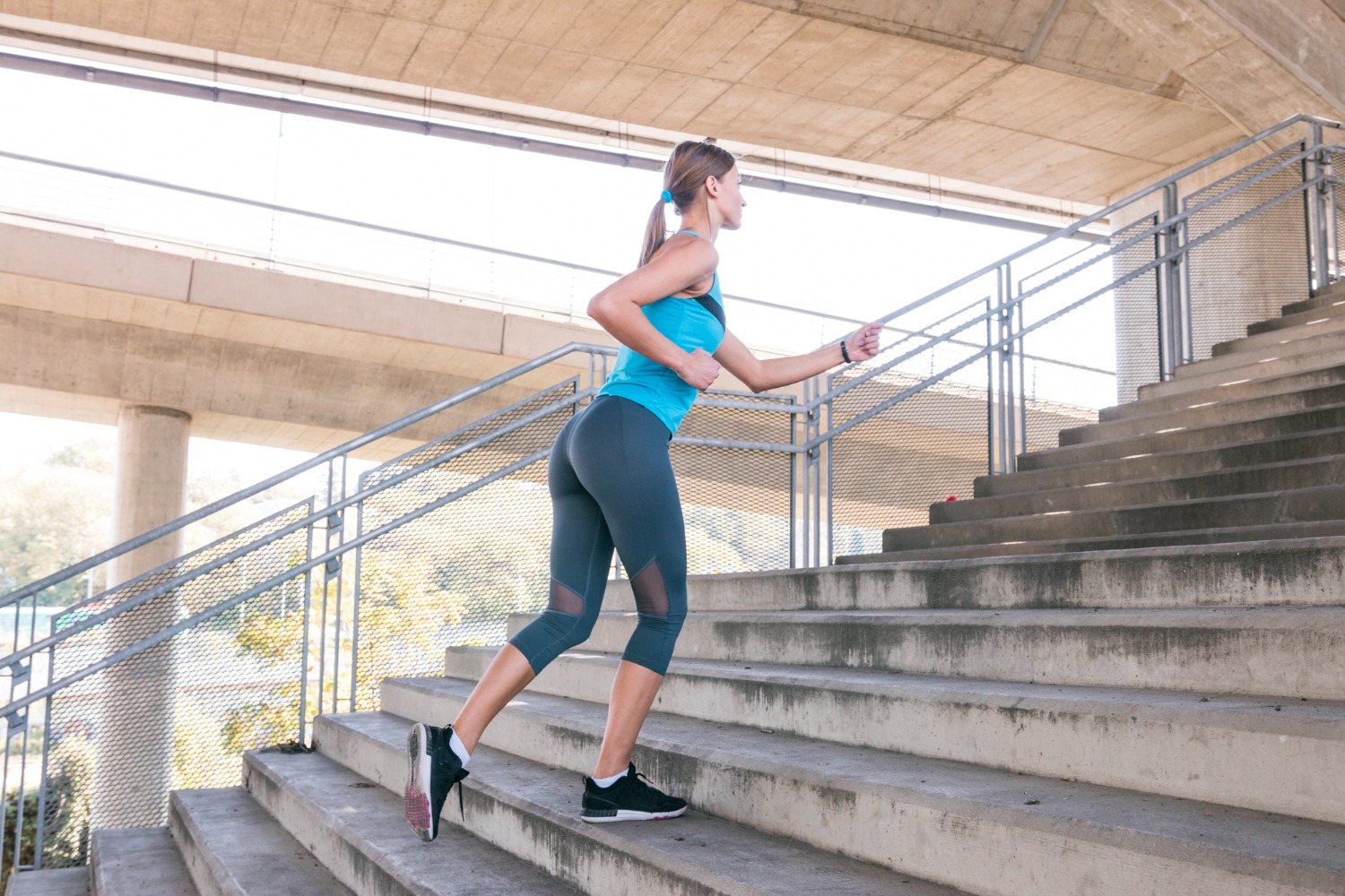 Ingin Turunkan Berat Badan? Ini Cara Incline Walking untuk Bakar Kalori Lebih Banyak