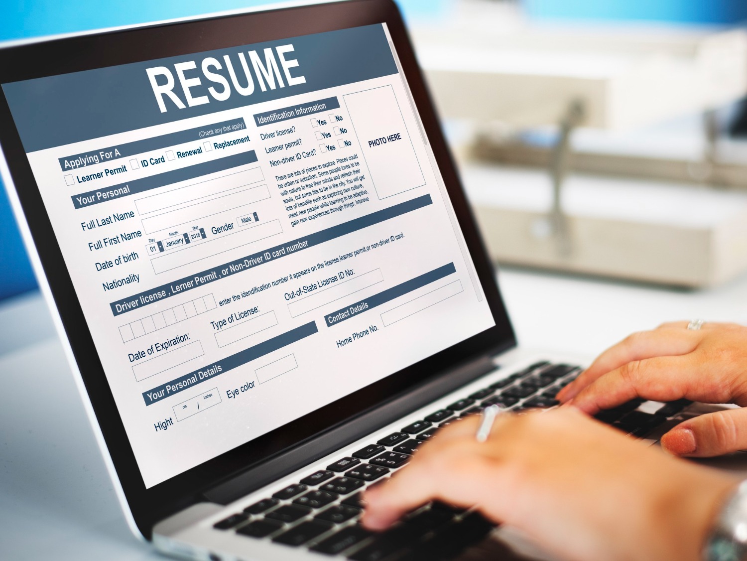 Tips Mengecek CV Fresh Graduate Sebelum Melamar