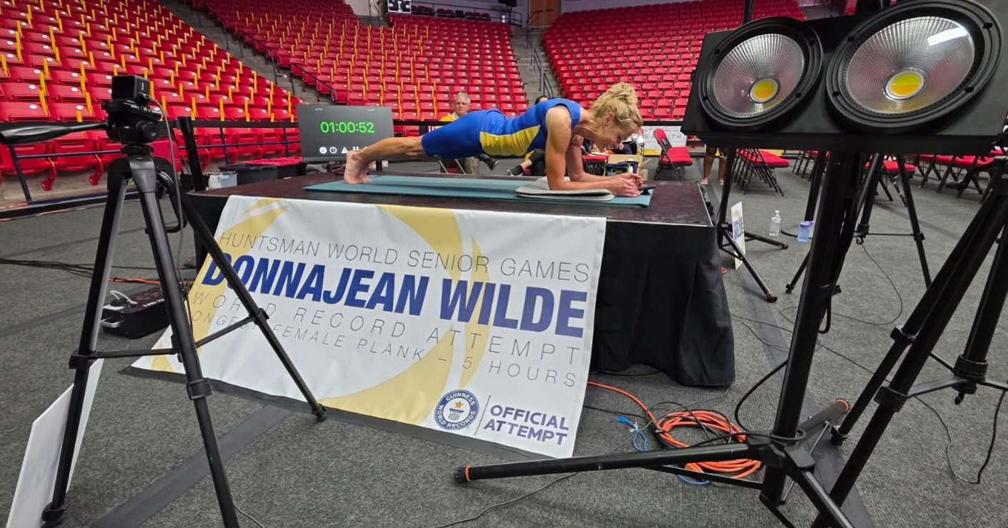 DonnaJean Kuat Plank 5 Jam, Ini Beberapa Manfaat Plank bagi Kesehatan Perempuan