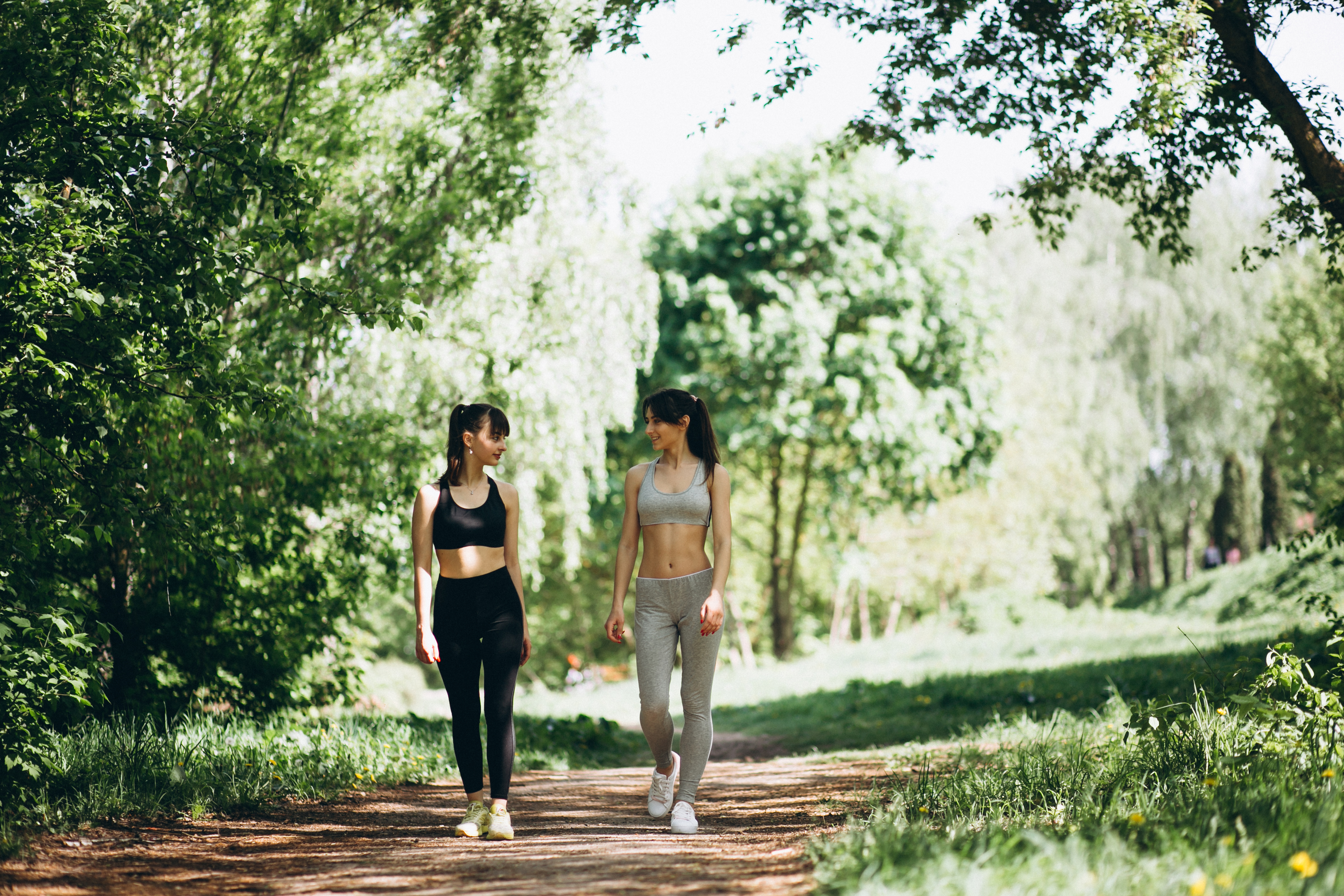 Lagi Diet? Ini 7 Cara Seru yang Bisa Bikin Kamu Lebih Banyak Jalan Kaki untuk Menurunkan Berat Badan